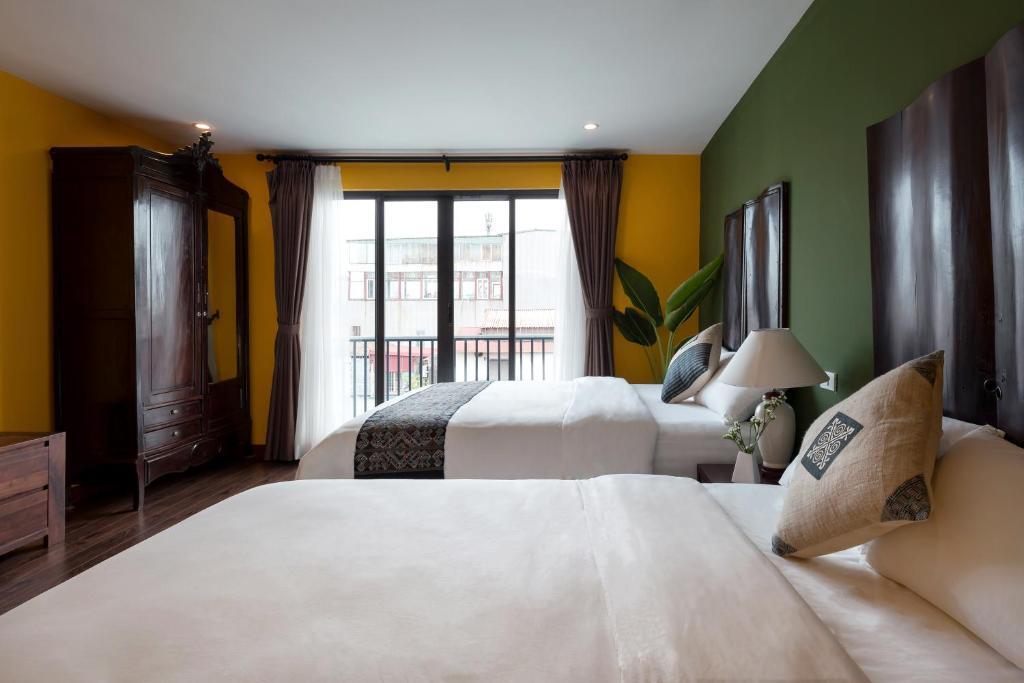 Ханой: Centraltique Downtown - Bespoke Colonial House Near Hoan Kiem Lake