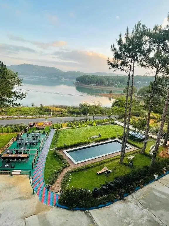 Далат: Romeo  Juliet Dalat Resort