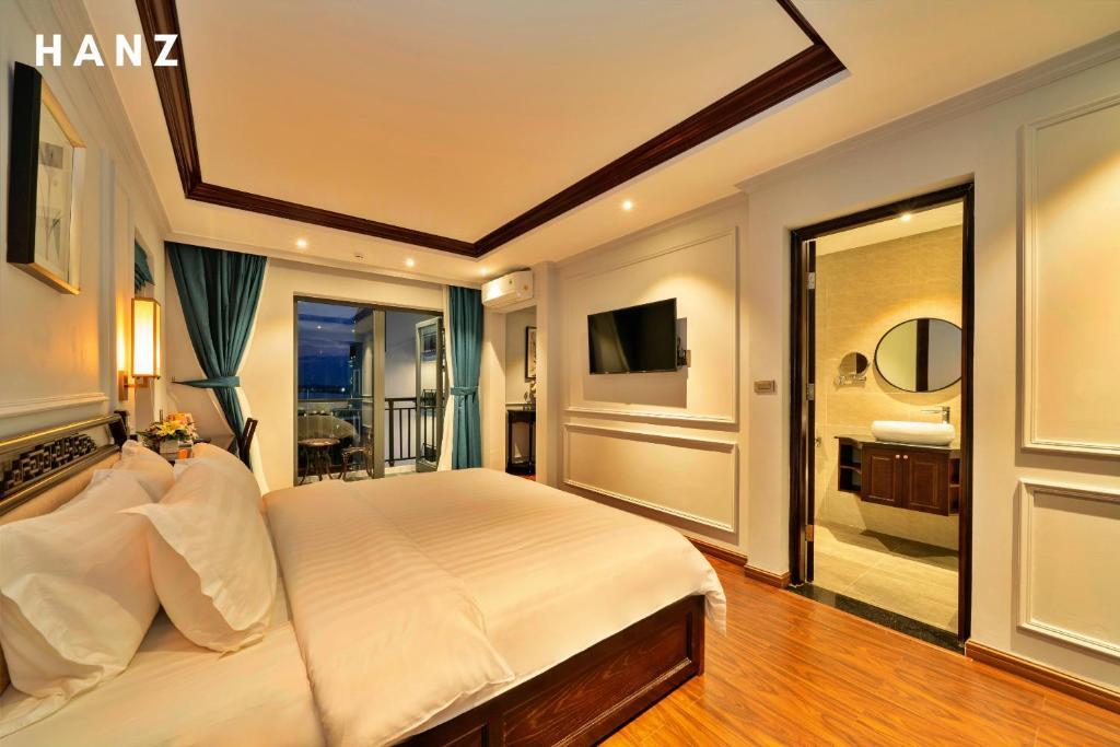 Хойан: Eco Lux Riverside Hotel & Spa