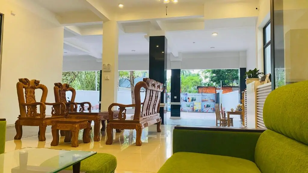 Хюэ: Hue Classic Hotel