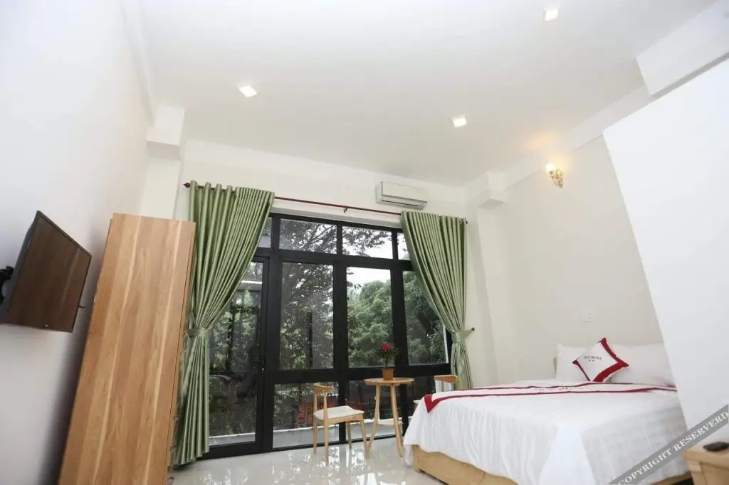 Хюэ: Hue Classic Hotel