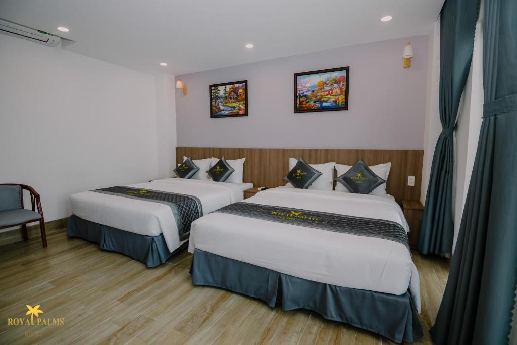 Туй-Хоа: Royal Palms Hotel