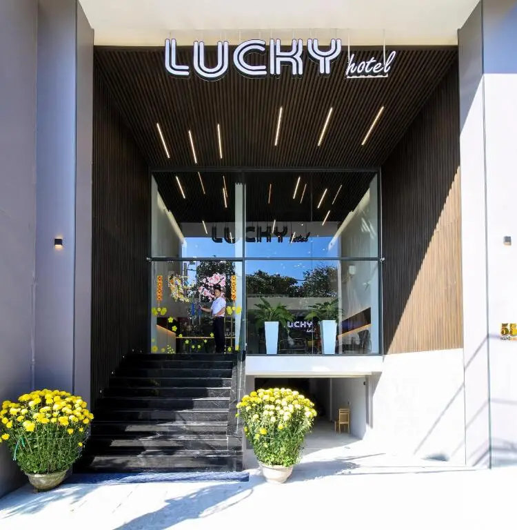 Lucky Hotel — фото 1