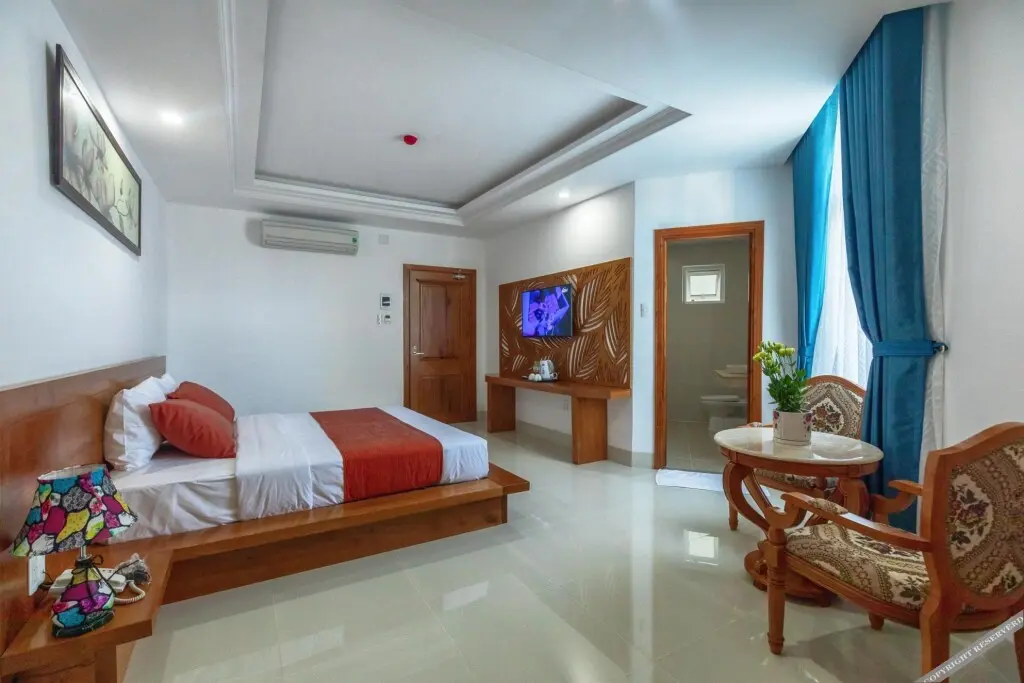 Вунгтау: La Castle Hotel