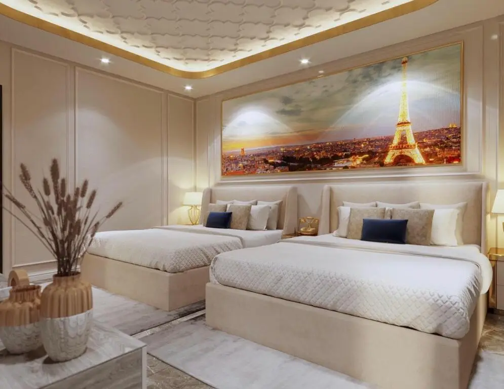 Намдинь: The Wiltons Hotel