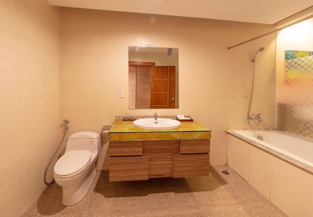 Далат: Dragon King Hotel -