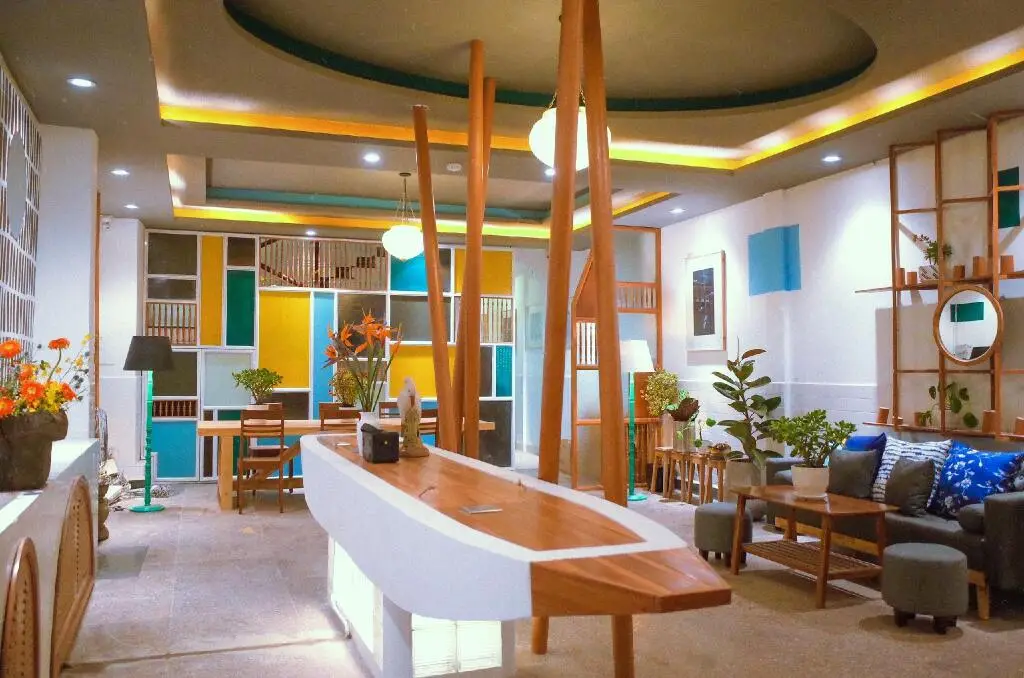 Далат: Dong Thuy Phuong