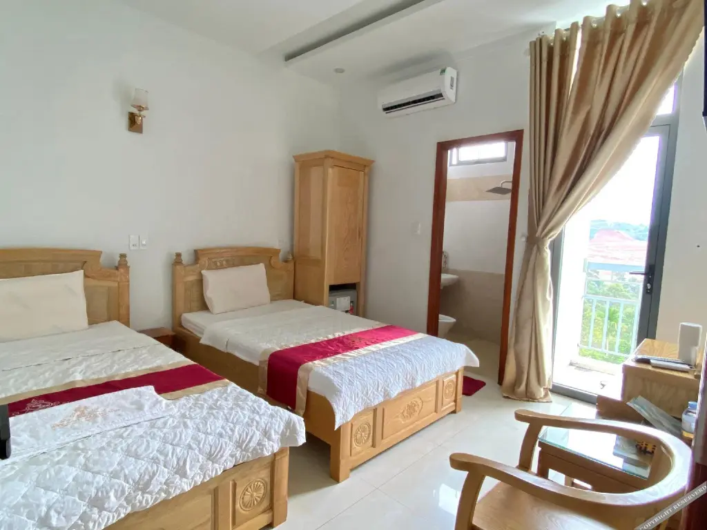 Зянгия: Hoa Yen Hotel
