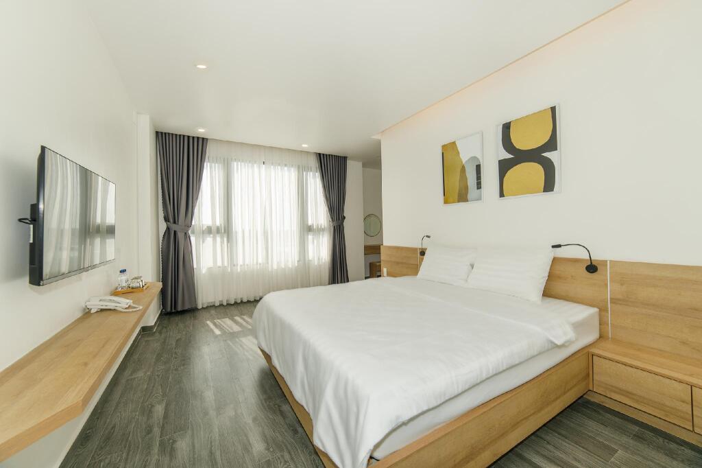 Куинён: CIEN Hotel