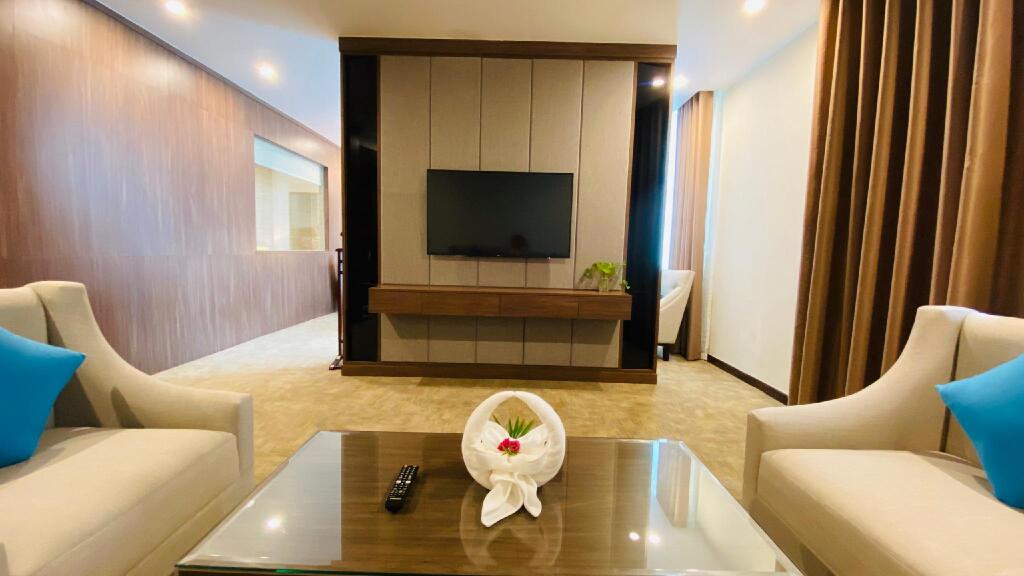 Халонг: Muong Thanh Holiday Suoi Mo