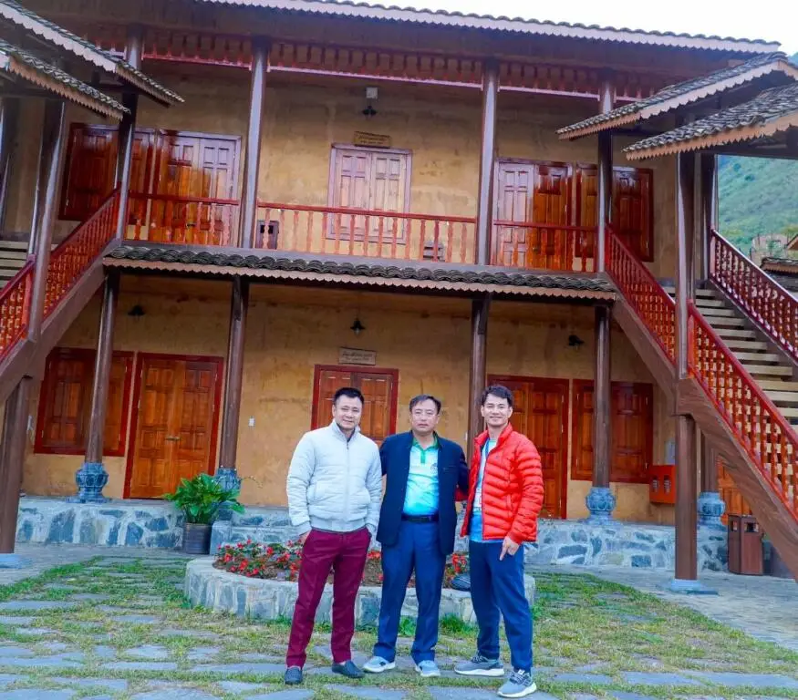 Хазянг: H'mong Village Resort