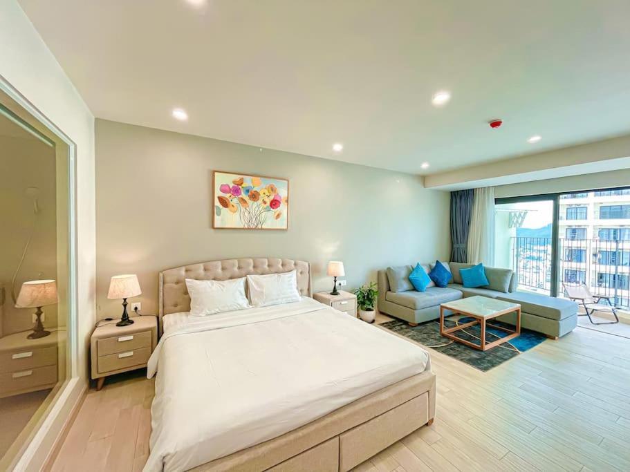 Нячанг: HighSea GoldCoast Superview Apartment