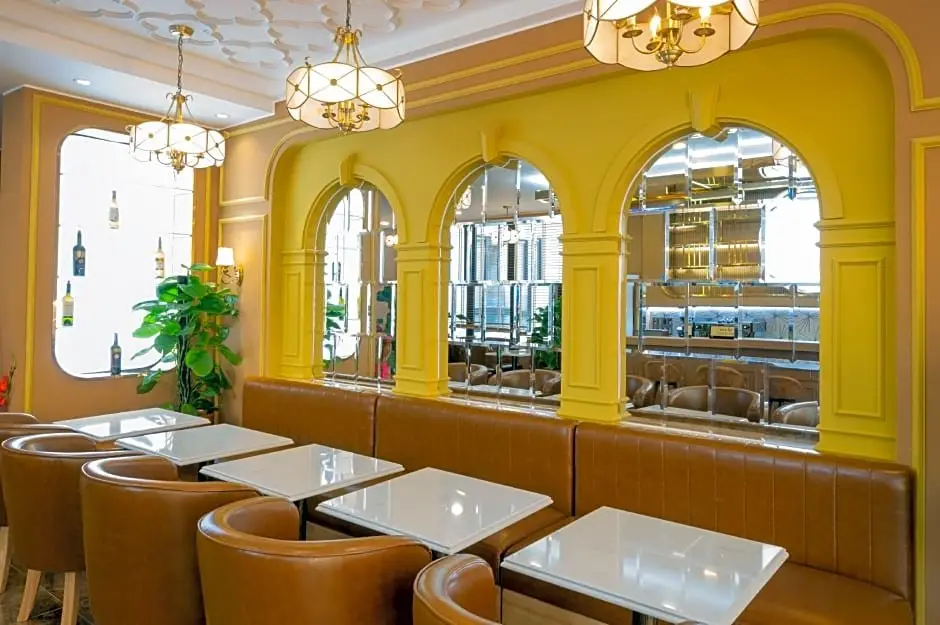 Далат: La Fleur Premium Central Apartment