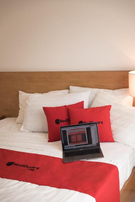 Нячанг: RedDoorz near Cho Xom Moi Nha Trang