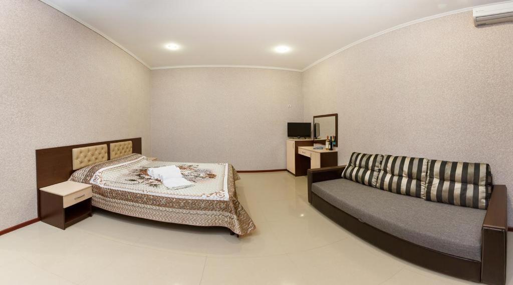 Витязево: Guest House Gamma
