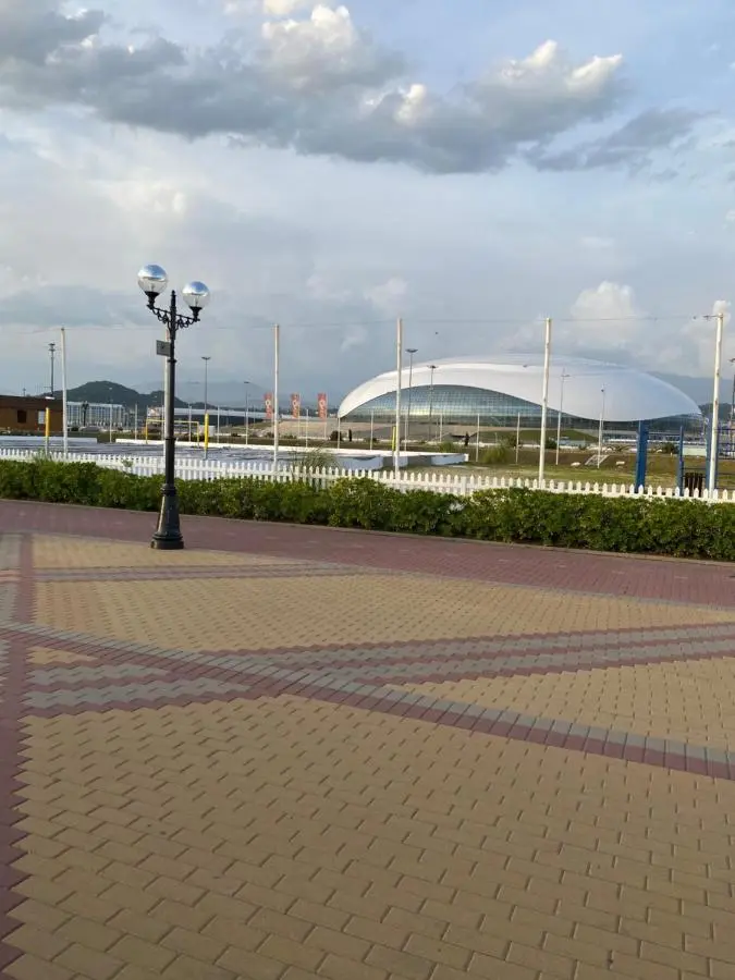 Адлер: Ивовый 27/1