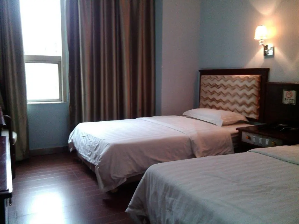 Гуанчжоу: Guangzhou Dragon Hotel Zhujiang New Town Branch