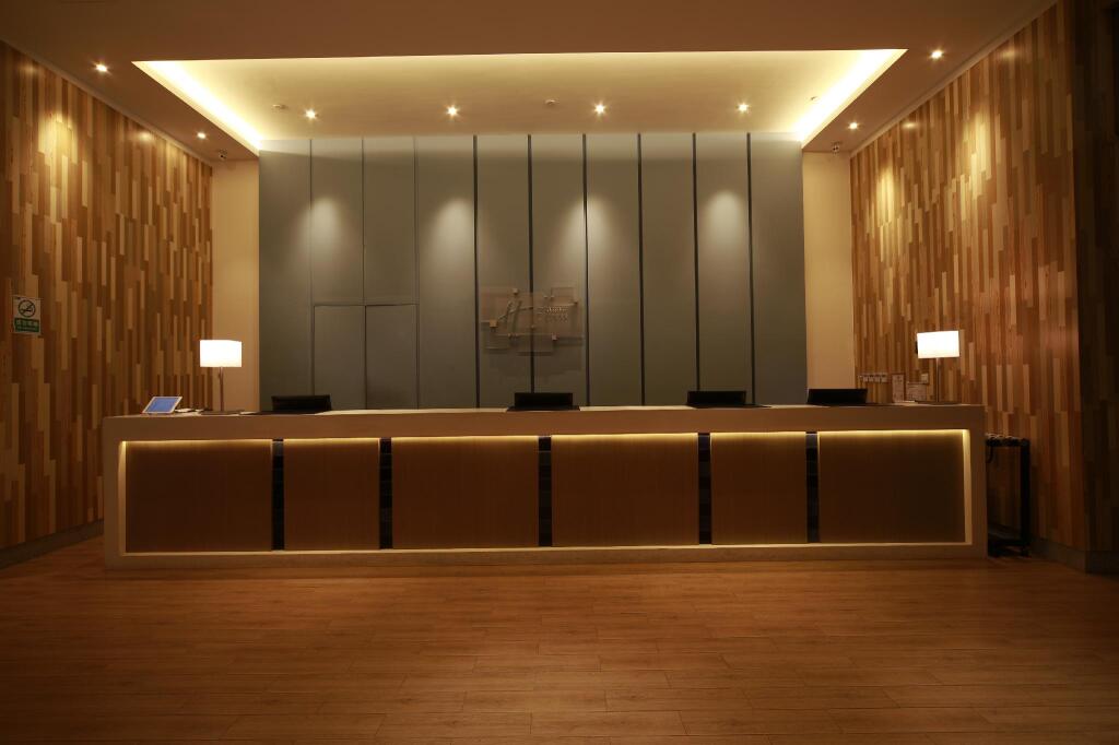 Хайкоу: Holiday Inn Express Haikou West Coast by IHG