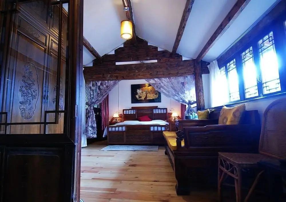 Snow Field Sunshine Inn — фото 1