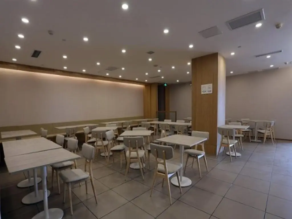 Нанкин: JI Hotel Nanjing Hongqiao Zhongshan North Road