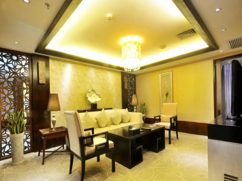 Вэнчен: Waika Hotel
