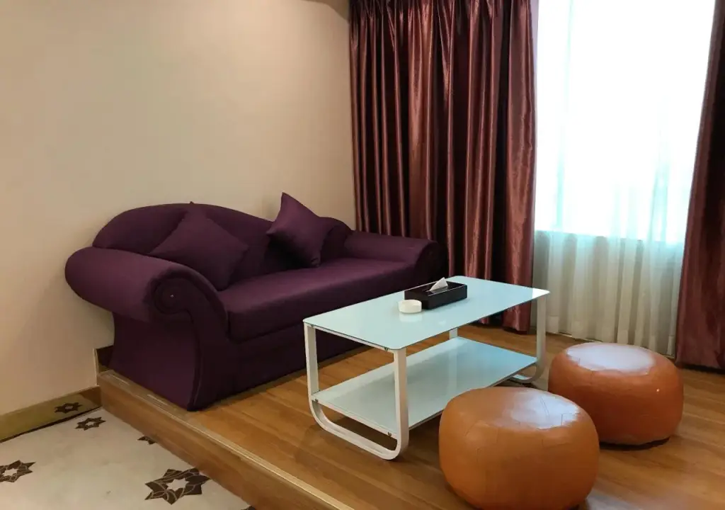 Чжухай: Jin Yu Hotel (Zhuhai Gongbei Port Pedestrian Street)