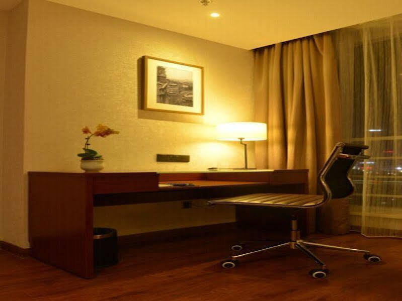 Нинбо: Yitel Ningbo Old Bund Hotel