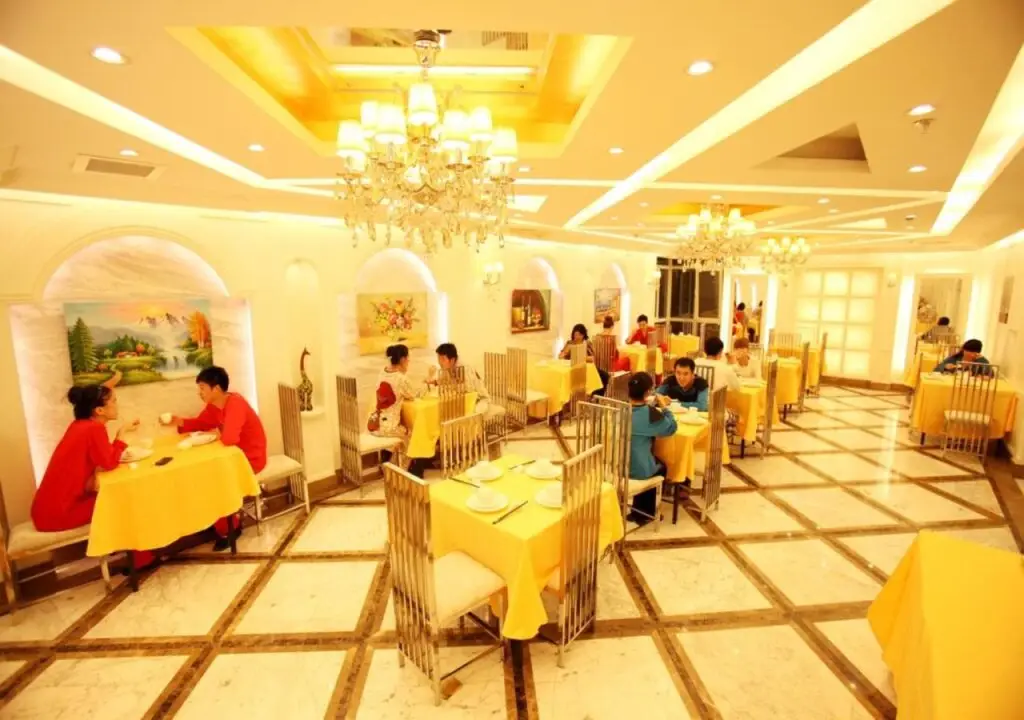 Пекин: Hong Wei Yi Jia Beijing Asian Game Village