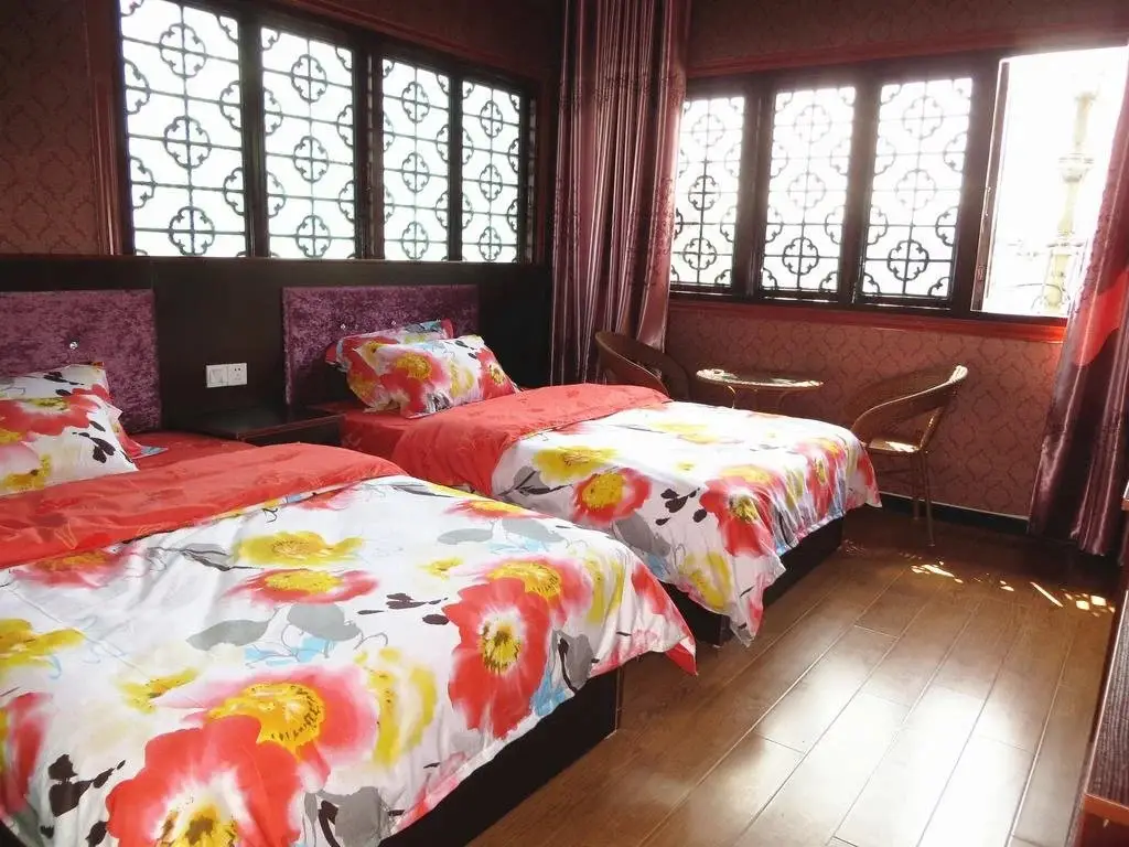 Сянси: Fenghuang Ruyi Hostel