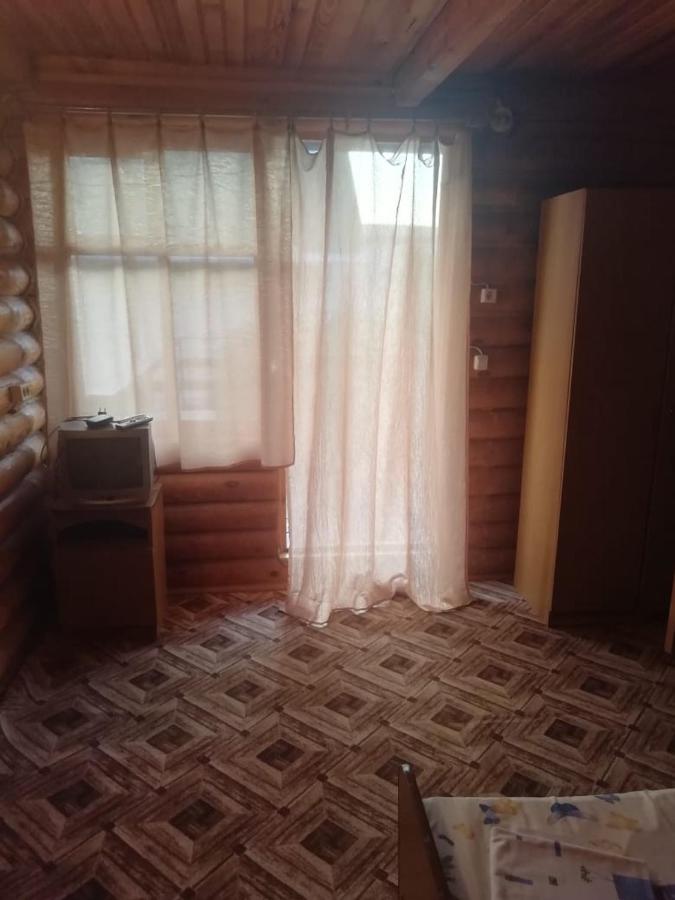 Геленджик: Гостевой дом СемьЯ
