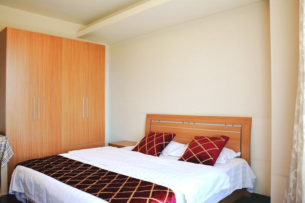 Тяньцзинь: Tianjin Jinta City Impression Apartment