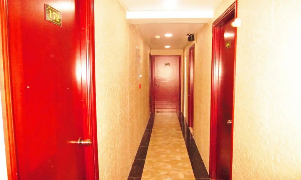 Гонконг: New Shanghai Guest House