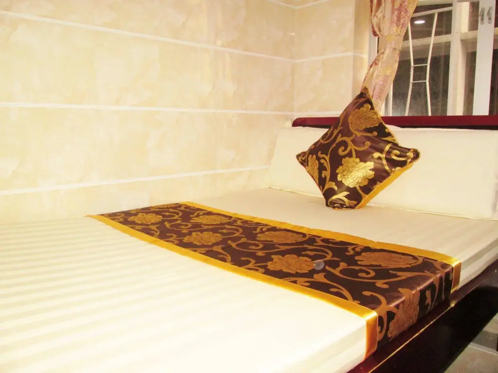 Гонконг: New Shanghai Guest House