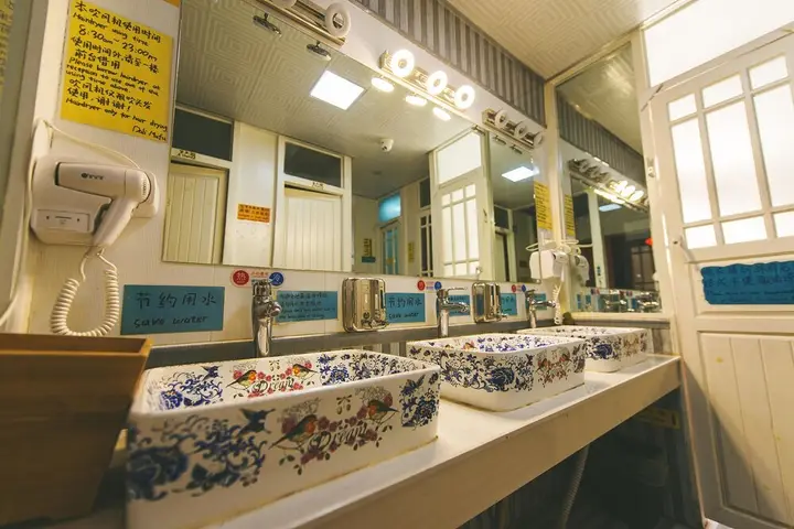 Дали: Dali Mufu International Youth Hotel