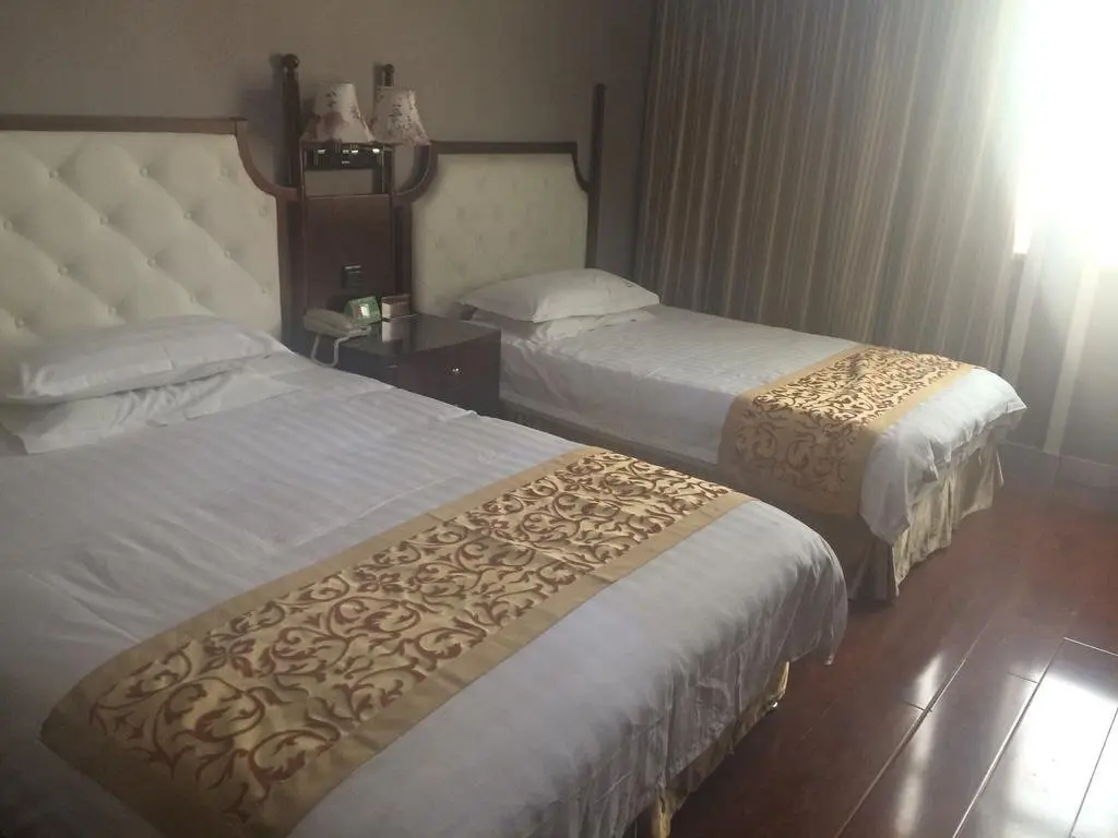 Урумчи: Kashgar International Hotel (South Railway Station, Trade City)