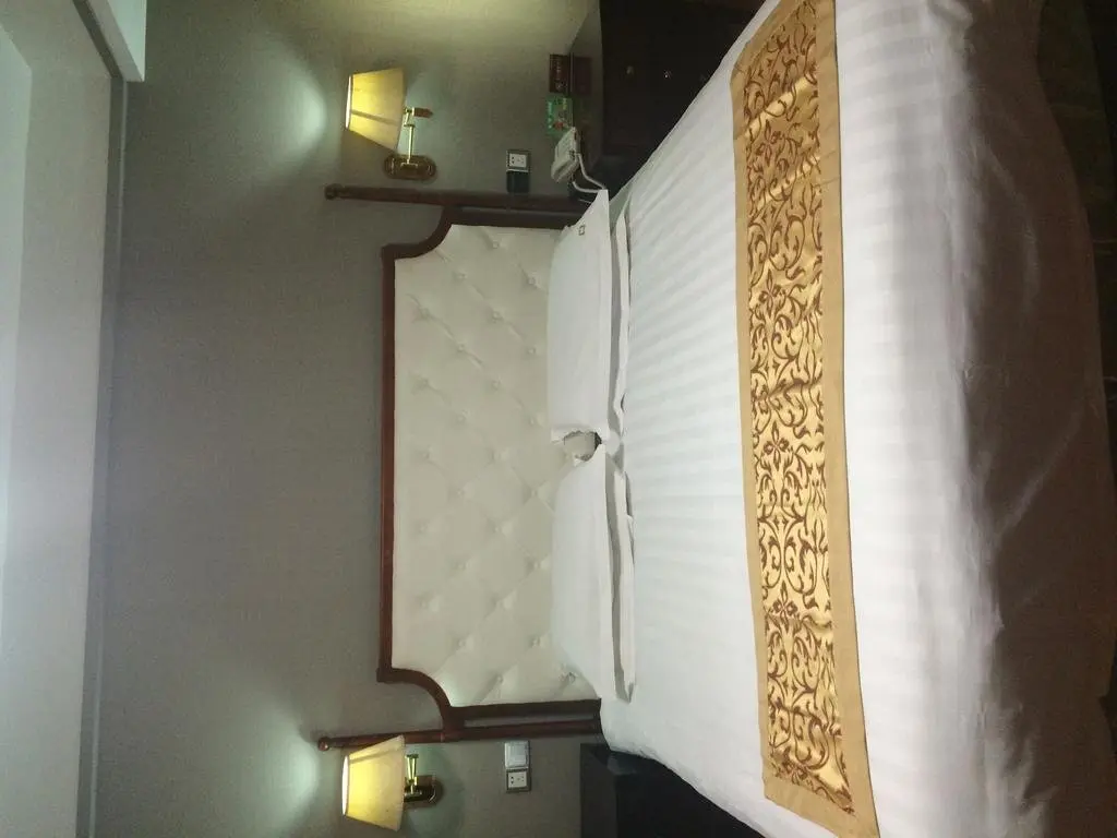 Урумчи: Kashgar International Hotel (South Railway Station, Trade City)