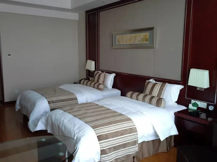 Циндао: Qingdao Huaxi Hotel