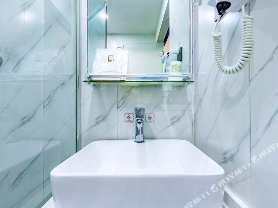 Тяньцзинь: 7 Days Inn (Tianjin Development Zone 4th Street)