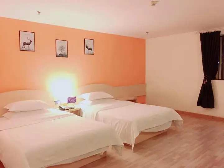 Гуанчжоу: 7 Days Inn Guangzhou Shijing Jinbi Xincheng