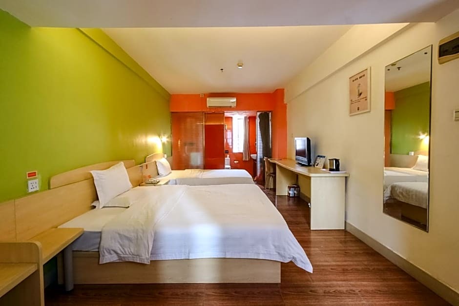 Гуанчжоу: 7 Days Inn Guangzhou Wuyang New Town
