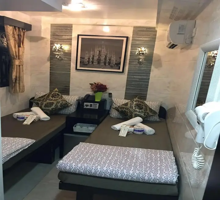 Гонконг: Skycity Hostel