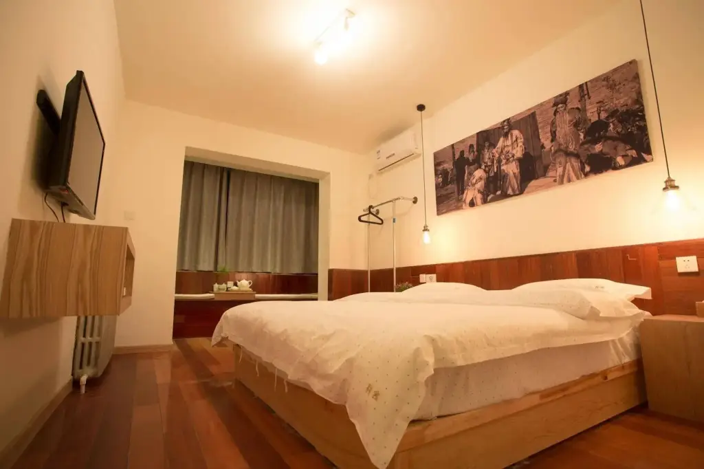 Сиань: Xian Travelling With Hostel Zhu Que Men