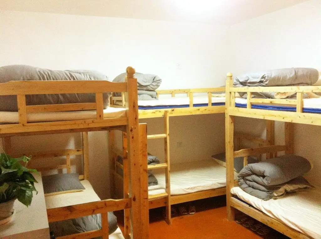 Чунцин: Carefree Island Youth House