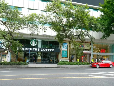 Guangzhou Pengman Apartment Huanshidong — фото 1