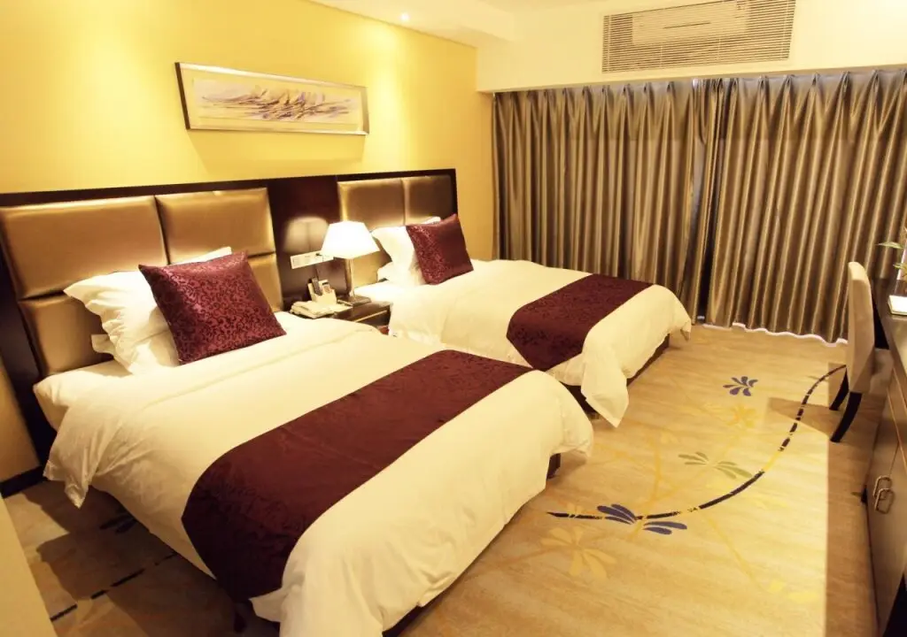 Чэнду: YJ International Hotel