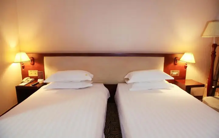 Гуанчжоу: Jin Ying Hotel - Guangzhou
