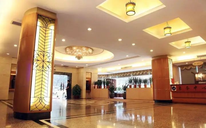 Гуанчжоу: Jin Ying Hotel - Guangzhou