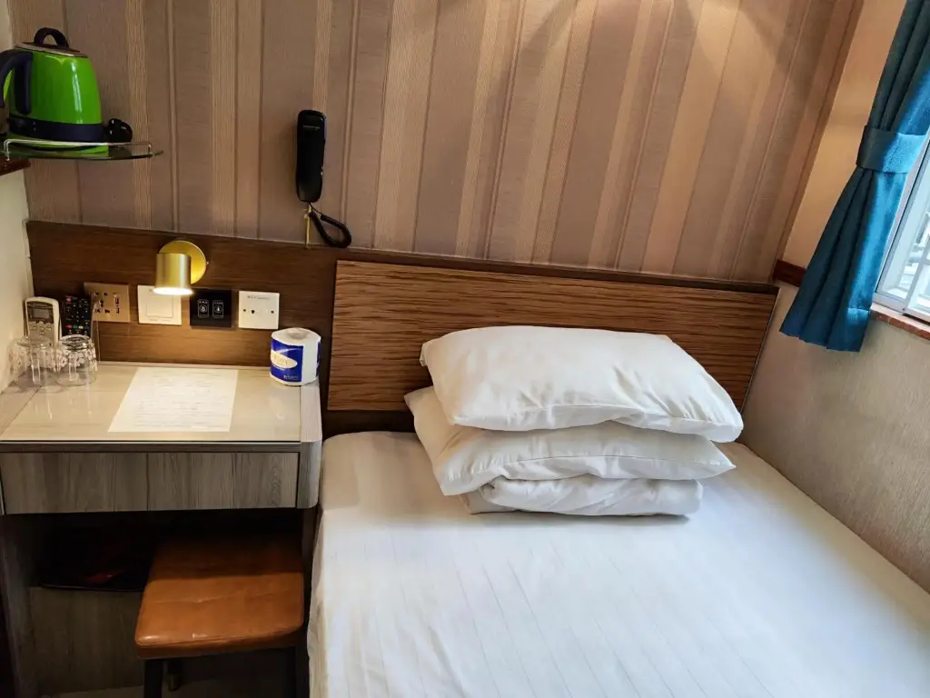 Гонконг: Celltronik Hostel