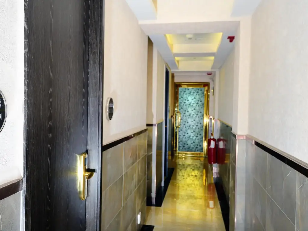 Гонконг: Celltronik Hostel