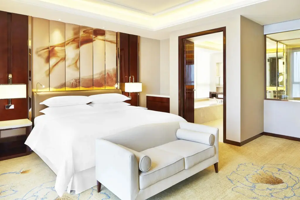 Чжэнчжоу: Sheraton Grand Zhengzhou Hotel